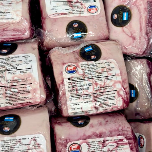 Bife Angosto/Striploin/New York/Riñonada-(Paquetes de 4-6 lb)-$12/lb