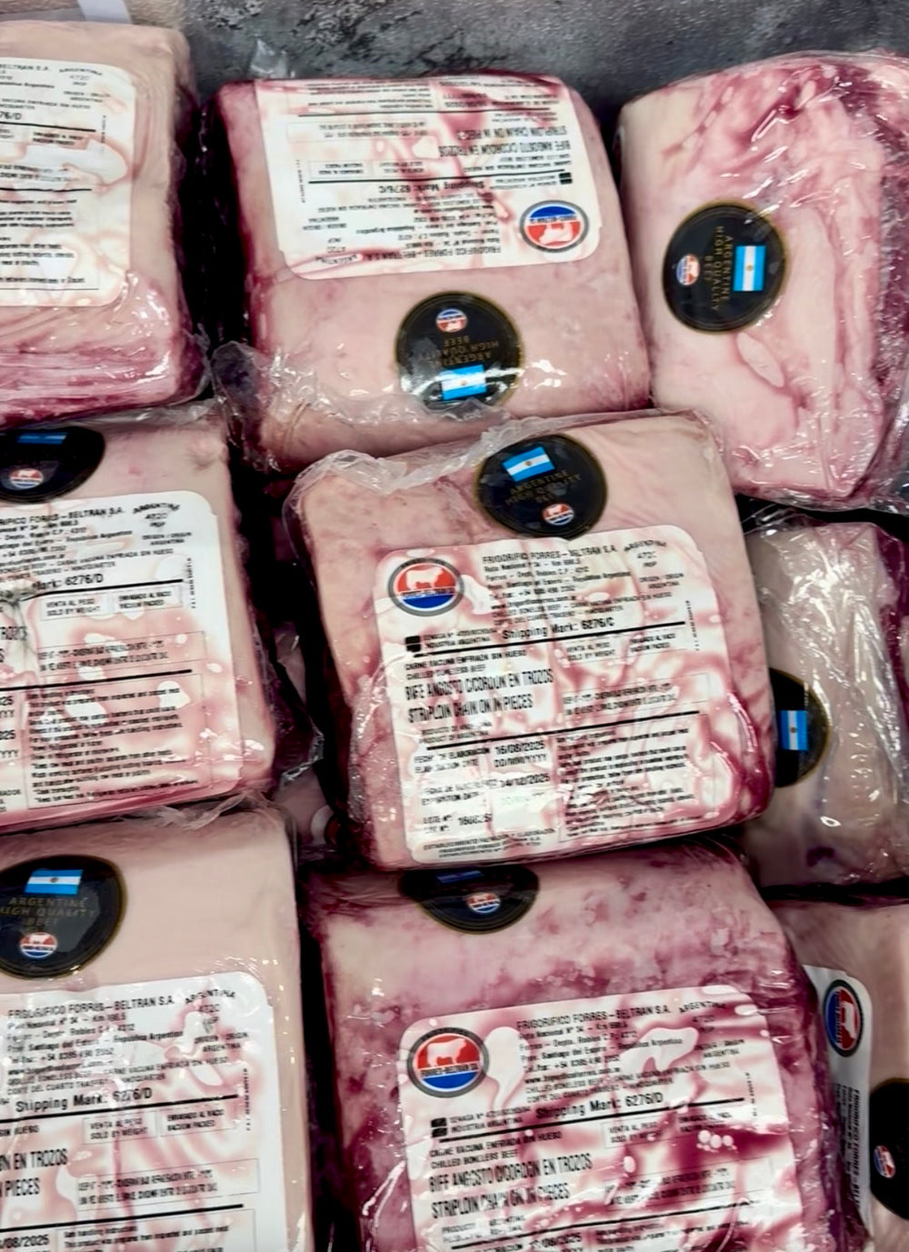 Bife Angosto/Striploin/New York/Riñonada-(Paquetes de 4-6 lb)-$12/lb